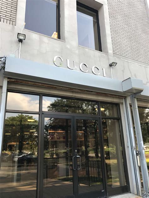 gucci outlet secaucus black friday|cdf mall gucci.